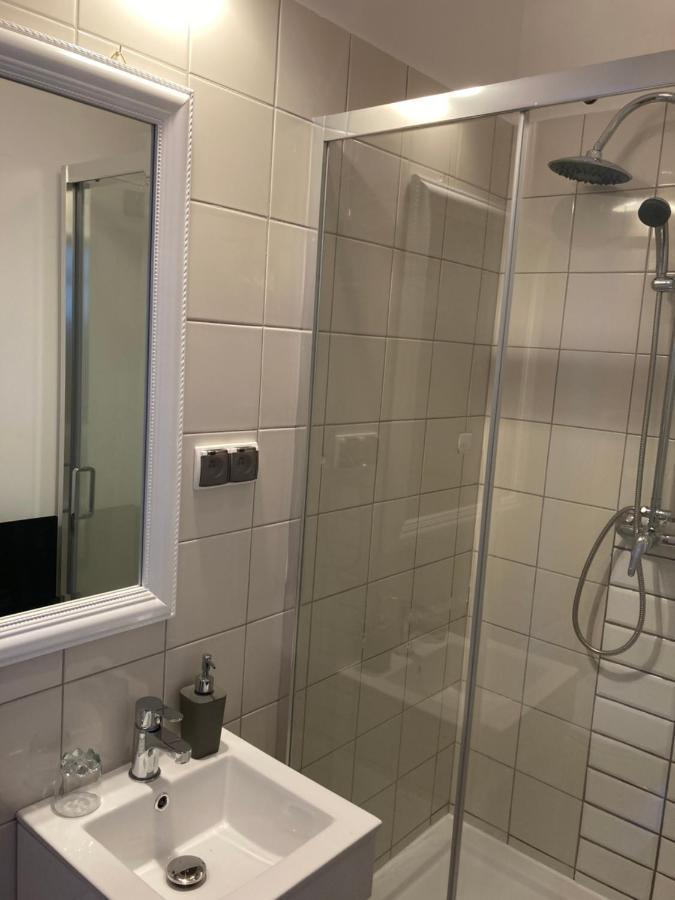 Villa Italiana Pokoje Z Prywatnymi Lazienkami & Odnowa Biologiczna Gdynia Buitenkant foto
